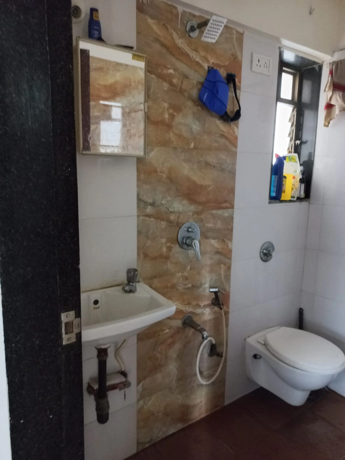1 BHK Flat for Rent in Sethia green view , Goregaon West